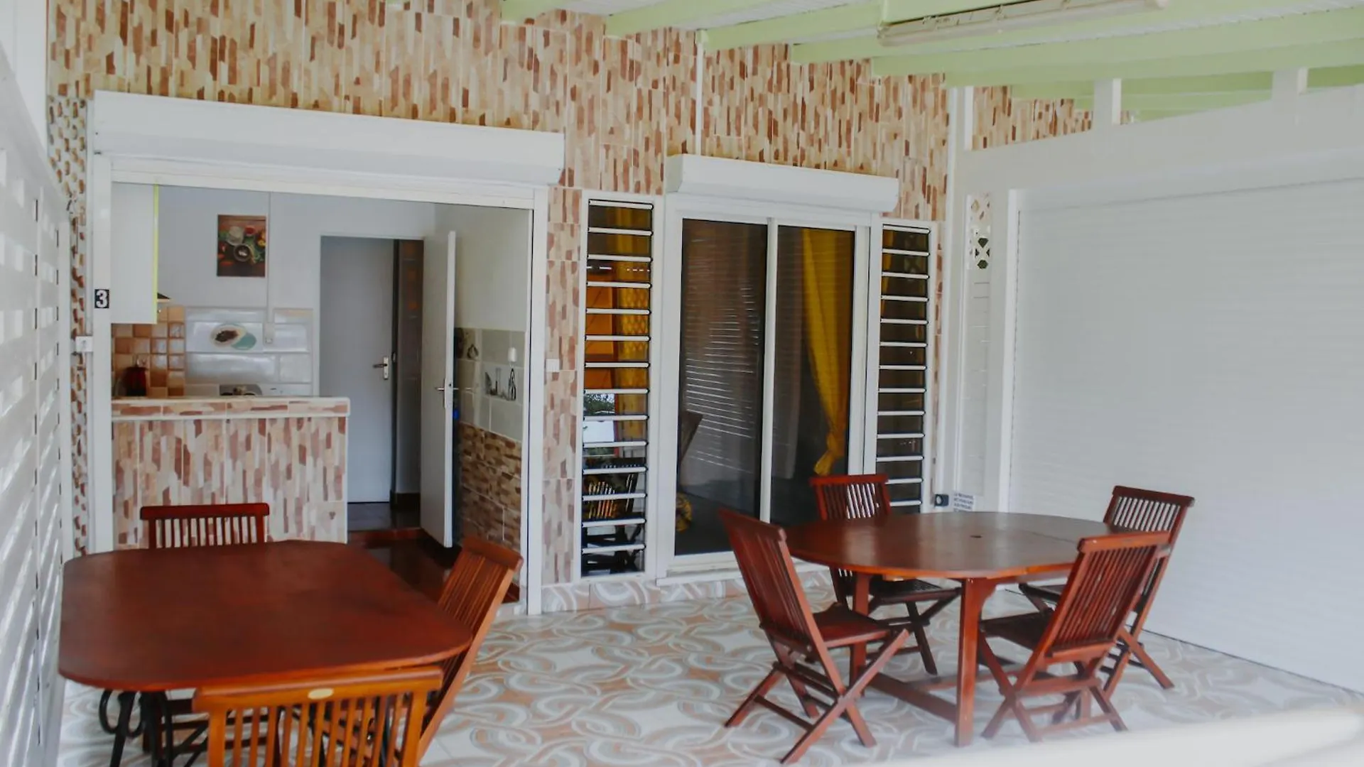 Residence Le Palmier Royal Sainte-Rose 0*,  Guadeloupe