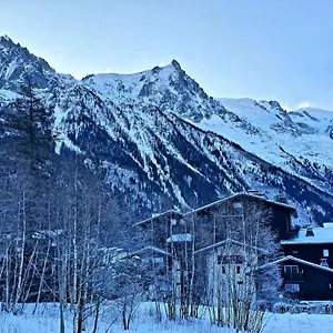 https://small-flat-in-the-best-part-of-chamonix.hotels-rhonealpes.com
